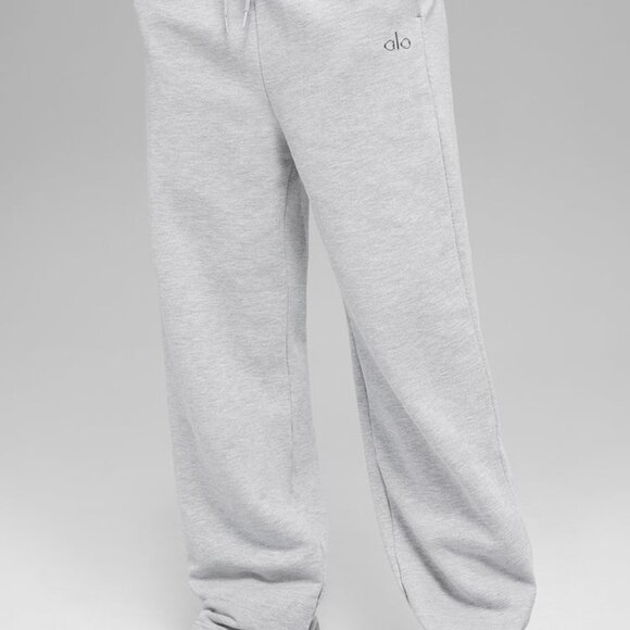 Alo Yoga Accolade Straight Leg Sweatpant Athletic Heather Grey - Picture 2 of 4